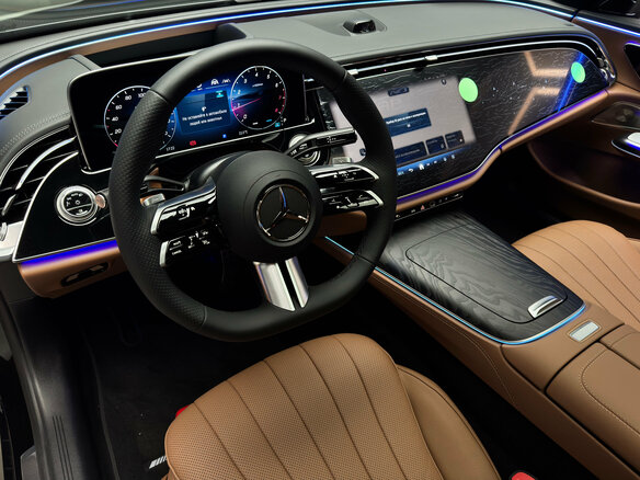 2025 Mercedes-Benz E-Класс 300 VI (W214, S214), чёрный - вид 10