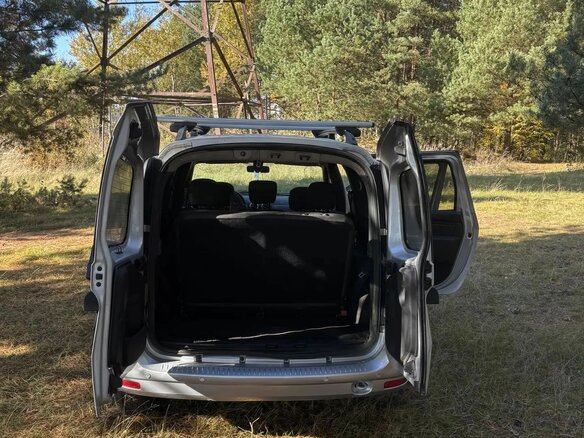 2013 Lada (ВАЗ) Largus I, серебристый, 535000 рублей - вид 8