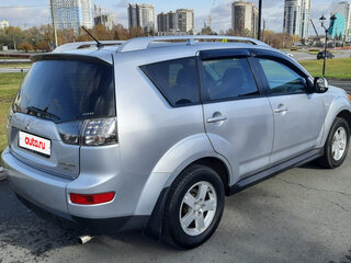 2008 Mitsubishi Outlander II, серебристый, 995000 рублей, вид 4