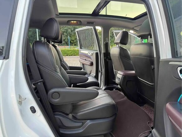 2022 GAC Trumpchi M6 Pro, белый, 1650000 рублей - вид 21