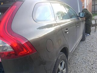 2013 Volvo XC60 I Рестайлинг, бежевый, 1500000 рублей, вид 3