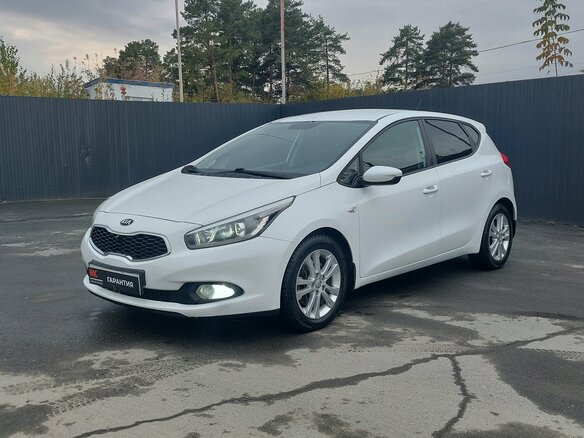 2015 Kia Ceed II, белый, 999000 рублей