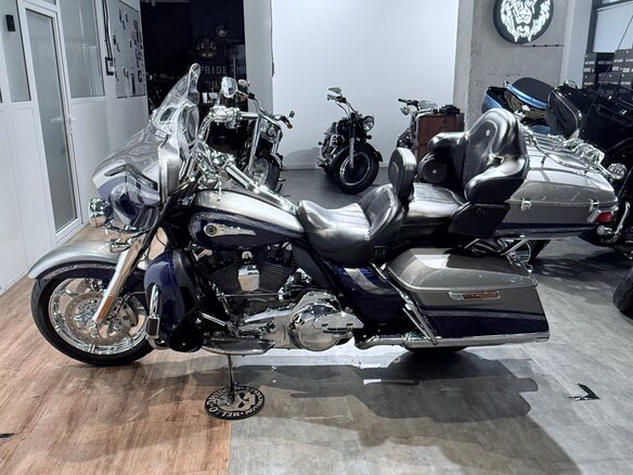 2016 Harley-Davidson CVO Limited, синий, 1799000 рублей - вид 10