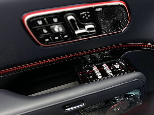 2026 Zeekr 9X 55 kWh (до 3.5 т), чёрный, 11990000 рублей - вид 14