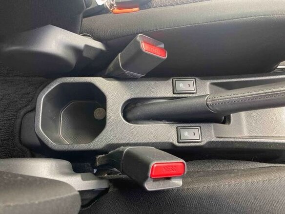 2022 Suzuki Ignis III Рестайлинг, белый, 768000 рублей - вид 15