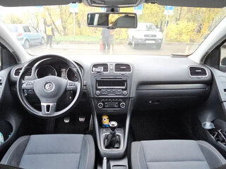 2011 Volkswagen Golf VI, синий, 700000 рублей, вид 3