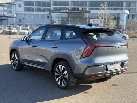 2026 Geely Atlas II, синий, 3250000 рублей - вид 4