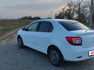 2017 Renault Logan II, белый, 650000 рублей, вид 3