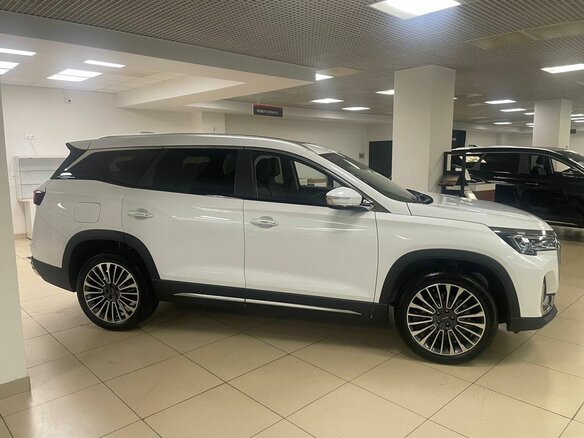 2026 Jetour X90+, белый, 4199000 рублей - вид 4