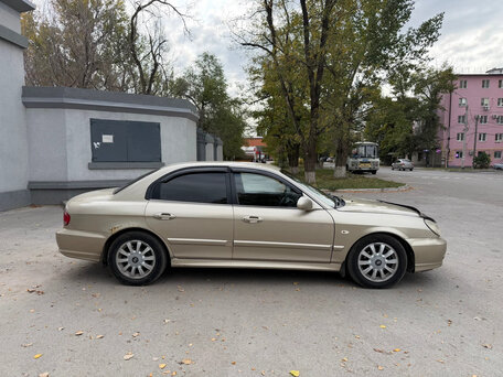2005 Hyundai Sonata ТагАЗ IV (EF) Рестайлинг, бежевый, 280000 рублей, вид 4