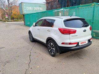 2015 Kia Sportage III Рестайлинг, белый, 1200000 рублей, вид 3