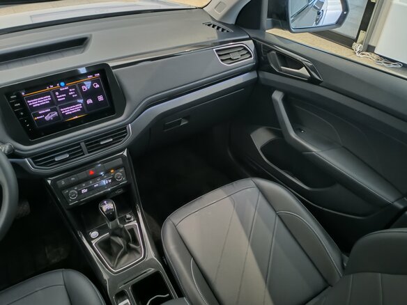 2026 Volkswagen Tharu XR, серый, 2980000 рублей - вид 19