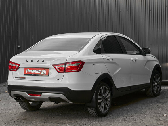2019 Lada (ВАЗ) Vesta Cross I, белый, 930000 рублей - вид 4