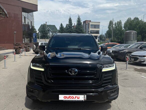2022 Toyota Land Cruiser 300 Series, чёрный, 10500000 рублей