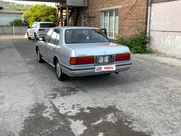 1994 Toyota Crown VIII (S130), серебристый, 305000 рублей - вид 6