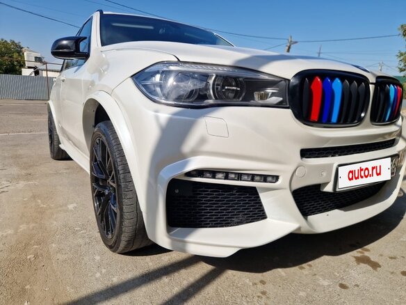 2014 BMW X5 30d III (F15), белый, 3100000 рублей - вид 22