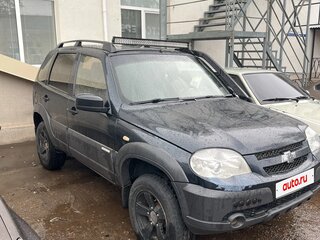 2014 Chevrolet Niva I Рестайлинг, чёрный, 480000 рублей, вид 2