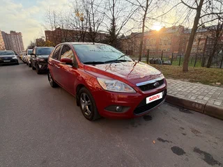 2009 Ford Focus II Рестайлинг, красный, 520000 рублей, вид 2