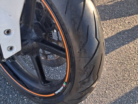 2012 KTM 690 Duke, белый, 450000 рублей, вид 5