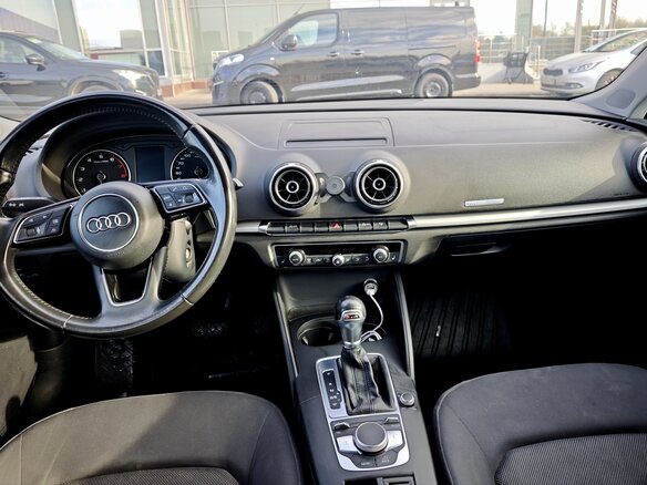 2016 Audi A3 III (8V) Рестайлинг, синий, 1520000 рублей - вид 9