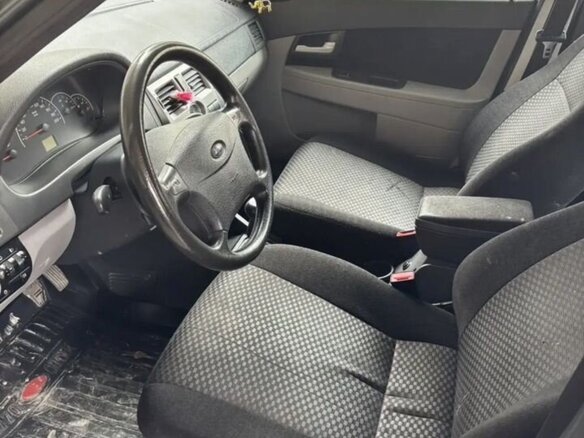2011 Lada (ВАЗ) Priora I, зелёный, 235000 рублей - вид 2