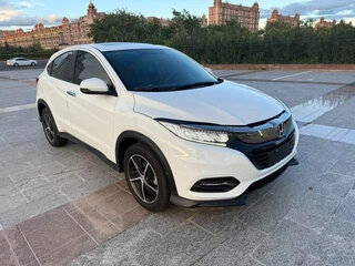 2022 Honda Vezel I Рестайлинг, белый, 1360000 рублей, вид 3