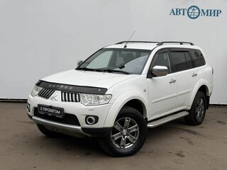 Mitsubishi Pajero Sport II