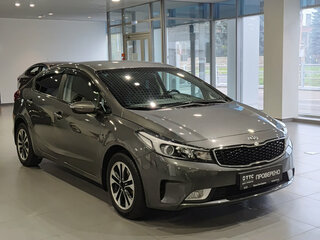 2019 Kia Cerato III Рестайлинг (Classic), серый, 1350000 рублей, вид 3