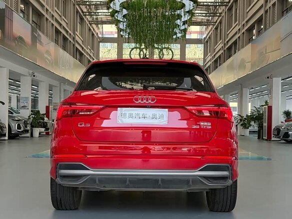 2023 Audi Q3 35 TFSI II (F3), красный, 2140000 рублей - вид 5