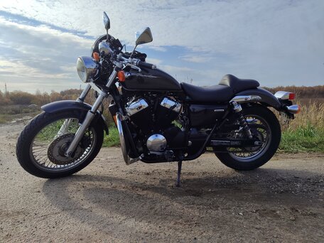 2010 Honda Shadow 750, серый, 525000 рублей, вид 2