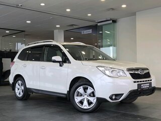 2015 Subaru Forester IV, белый, 1766000 рублей, вид 1