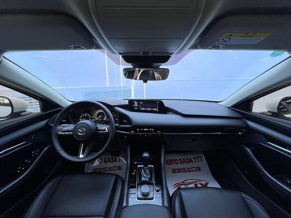 2023 Mazda 3 Axela IV (BP), белый, 1800000 рублей - вид 9