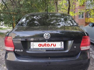 2014 Volkswagen Polo V, чёрный, 780000 рублей, вид 2