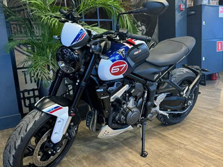 2024 Triumph Trident 660, белый, 1150000 рублей, вид 1