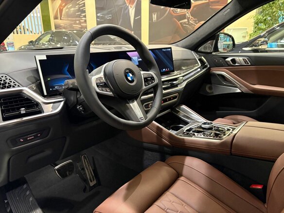 2026 BMW X6 30d III (G06) Рестайлинг, серый, 18399900 рублей - вид 5