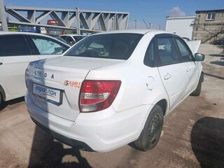 2022 Lada (ВАЗ) Granta I Рестайлинг, белый, 207000 рублей, вид 2