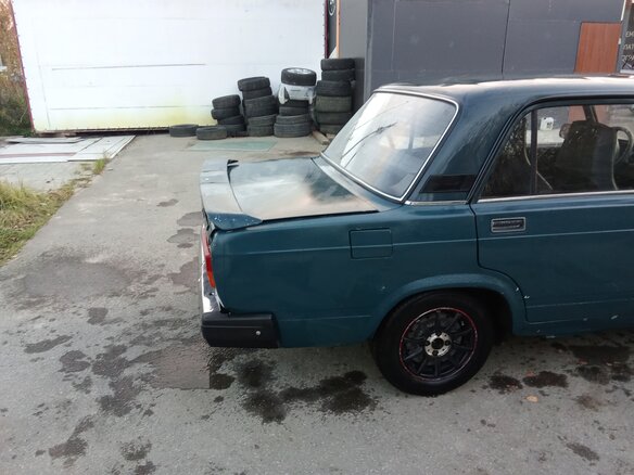 2006 Lada (ВАЗ) 2105, синий, 100000 рублей - вид 3