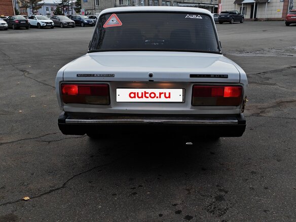 2005 Lada (ВАЗ) 2107, белый, 170000 рублей - вид 4