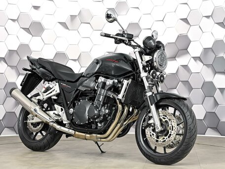 2025 Honda CB 1300, чёрный, 1690000 рублей, вид 1