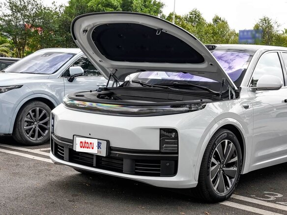 2026 Li Auto (Lixiang) L7 52.3 kWh I Рестайлинг, белый, 8695000 рублей - вид 3