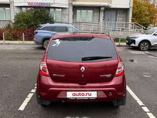 2011 Renault Sandero I, красный, 450000 рублей, вид 5