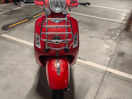 2012 Vespa GTS 250, красный, 415000 рублей, вид 3