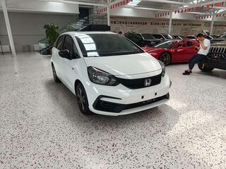 2022 Honda Fit Crosstar IV, белый, 980000 рублей, вид 3