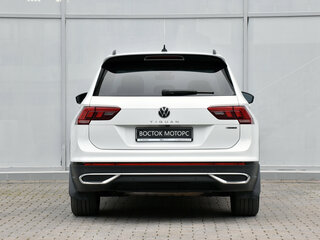 2021 Volkswagen Tiguan II Рестайлинг, белый, 3250000 рублей, вид 5