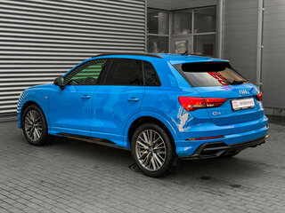 2019 Audi Q3 35 TFSI II (F3), голубой, 3099000 рублей, вид 4