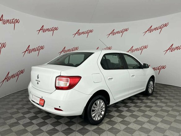 2014 Renault Logan II, белый, 765000 рублей - вид 4
