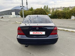 2005 Mercedes-Benz C-Класс 230 II (W203) Рестайлинг, синий, 650000 рублей, вид 4
