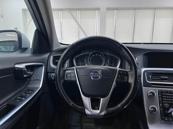 2016 Volvo S60 II Рестайлинг, серебристый, 1350000 рублей - вид 14