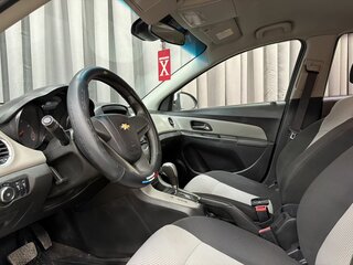 2012 Chevrolet Cruze I Рестайлинг, белый, 749777 рублей, вид 5