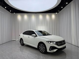 2022 Volkswagen Lavida III Рестайлинг, белый, 1350000 рублей, вид 3